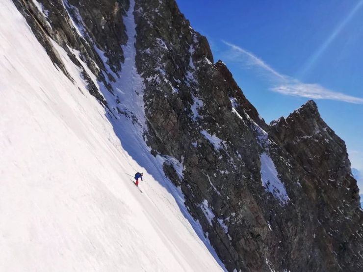 52849460_10218013472909673_305210379032592384_o